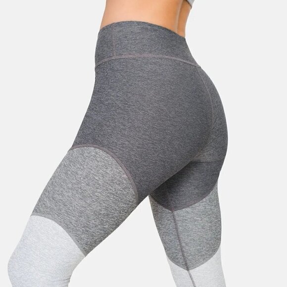 OUTDOOR Voices | Springs 7/8 Legging in Graphite/Ash/Dove - Picture 7 of 10